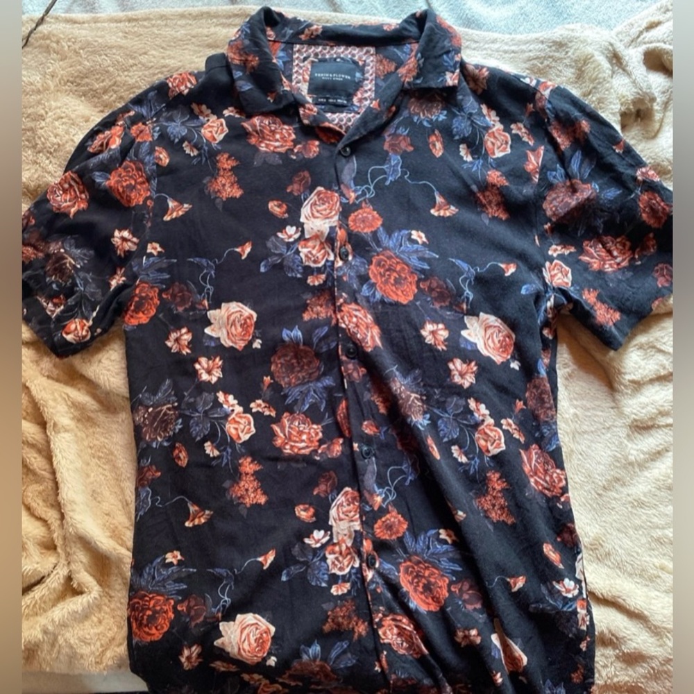 Men’s Floral Button up